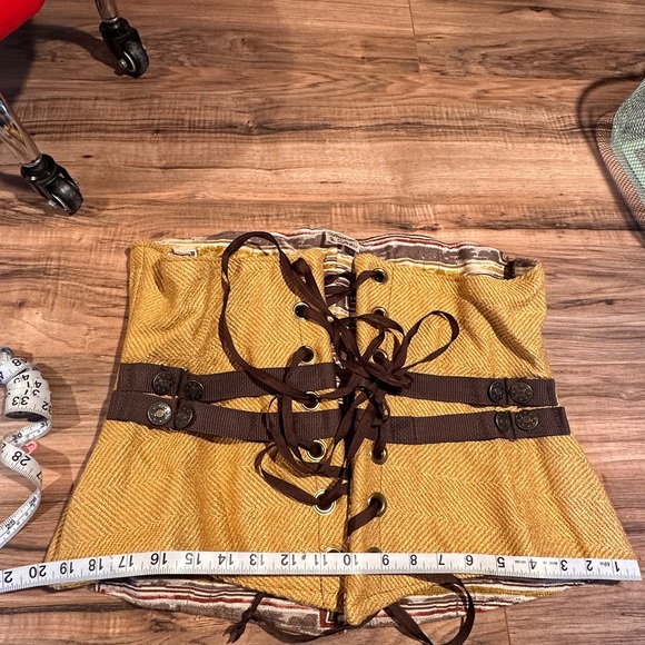 DITD underbust Corset yellow. - Picture 2 of 6